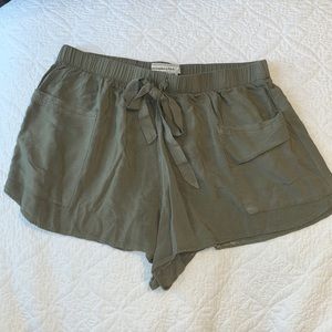 Abercrombie & Fitch Green shorts